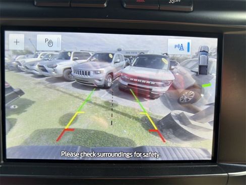 Used 2023 Ford F150 XLT image 31