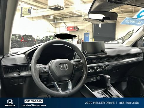 Used 2025 Honda CR-V EX image 15