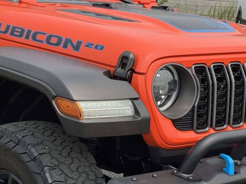 Used 2023 Jeep Wrangler Unlimited Rubicon 4xe AWD/4WD image 28