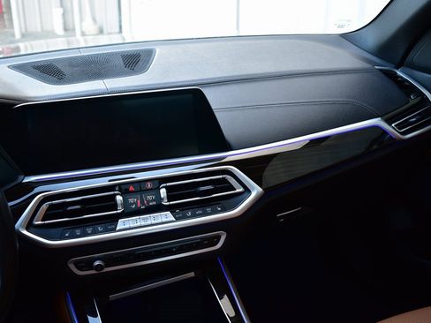 Used 2023 BMW X5 xDrive40i image 33