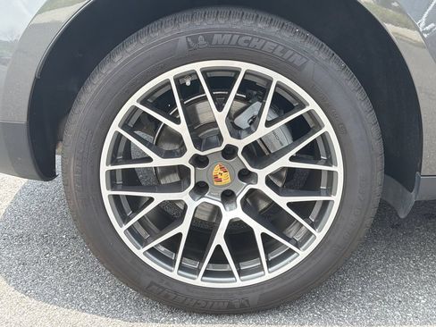 Used 2018 Porsche Macan S AWD/4WD image 19