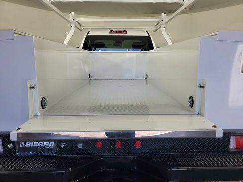 New 2026 Chevrolet Silverado 3500 LT w/ Convenience Package RWD image 6