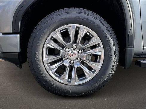 New 2026 GMC Sierra 1500 Denali w/ Technology Package AWD/4WD image 13