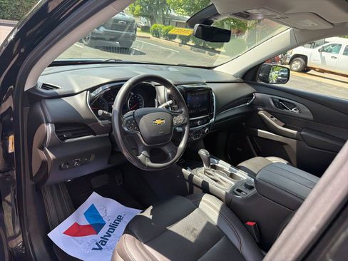 Used 2020 Chevrolet Traverse Premier w/ LPO, Cargo Package AWD/4WD image 10