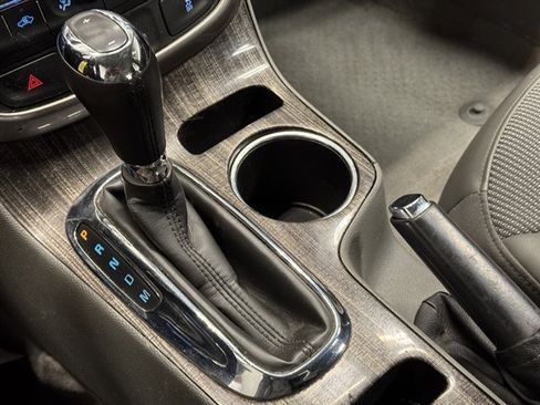 Used 2014 Chevrolet Malibu LT image 16