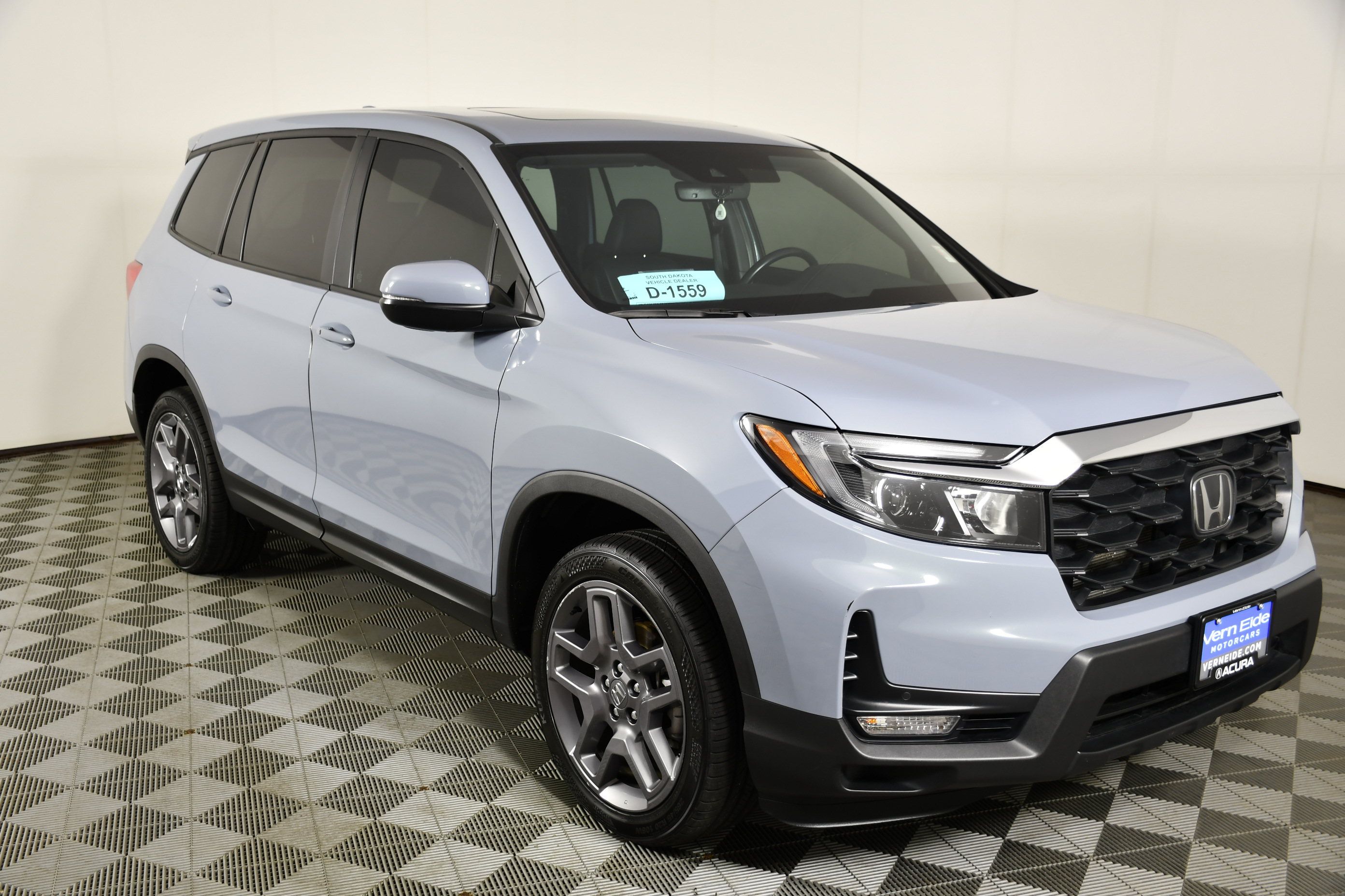Used 2023 Honda Passport EX-L image 3