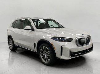 New 2026 BMW X5 xDrive40i w/ Premium Package AWD/4WD video 1
