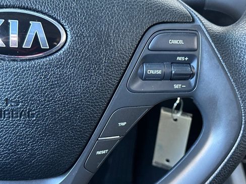 Used 2018 Kia Forte LX FWD image 24