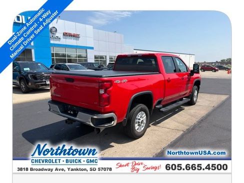 Used 2021 Chevrolet Silverado 2500 LT w/ All Star Edition AWD/4WD image 9