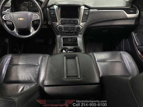 Used 2019 Chevrolet Suburban LT image 63