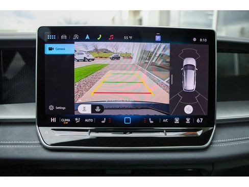 Used 2025 Volkswagen Tiguan SE R-Line image 12