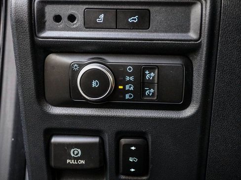 Used 2022 Ford Expedition Max Limited image 21