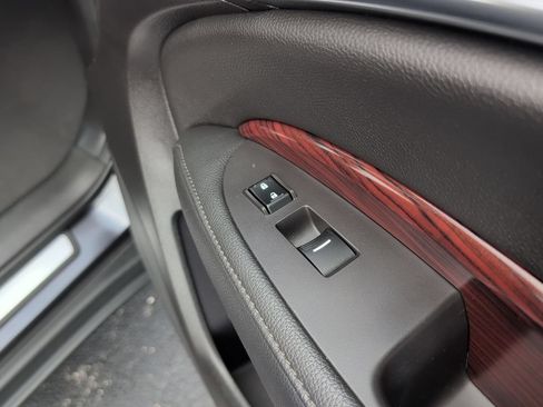 Used 2014 Acura MDX SH-AWD image 48