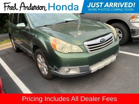 Used 2011 Subaru Outback 2.5i Limited AWD/4WD image 1