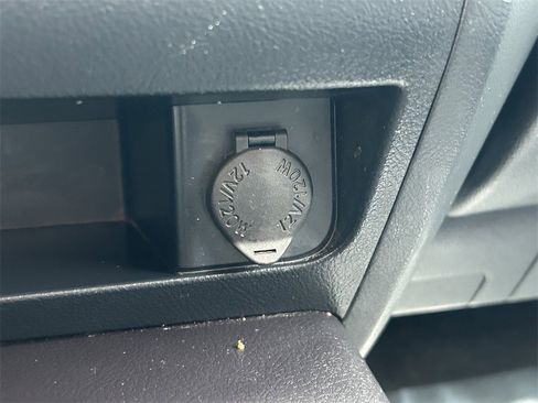 Used 2018 Toyota Sequoia TRD Sport image 31