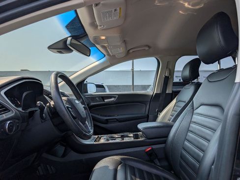 Used 2019 Ford Edge SEL w/ Equipment Group 201A AWD/4WD image 8