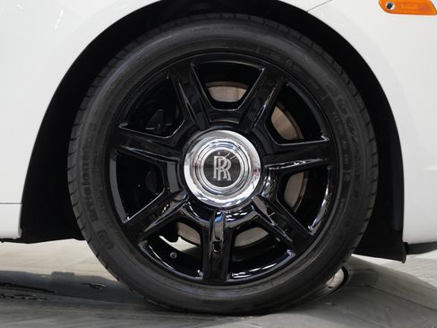 Used 2013 Rolls-Royce Ghost -Rear Theatre Configuration, S image 45