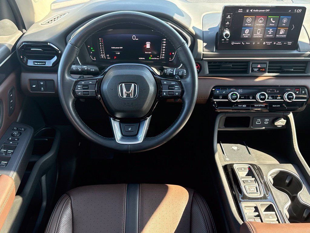Certified 2025 Honda Pilot Elite image 19