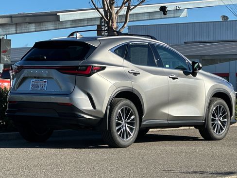 Used 2025 Lexus NX 350 NX 350 Premium image 4