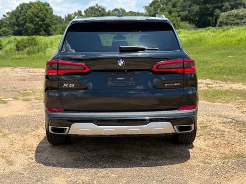Used 2019 BMW X5 xDrive40i w/ Convenience Package AWD/4WD image 4
