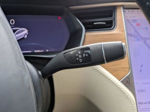 Used 2020 Tesla Model X Long Range AWD/4WD image 12