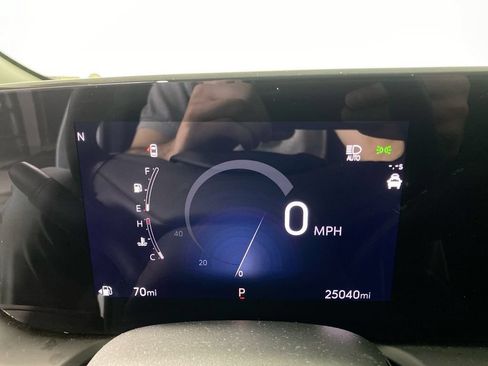 Used 2024 Buick Encore GX Sport Touring w/ Experience Buick Package AWD/4WD image 15