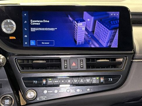 Certified 2023 Lexus ES 250 w/ Premium Package image 17