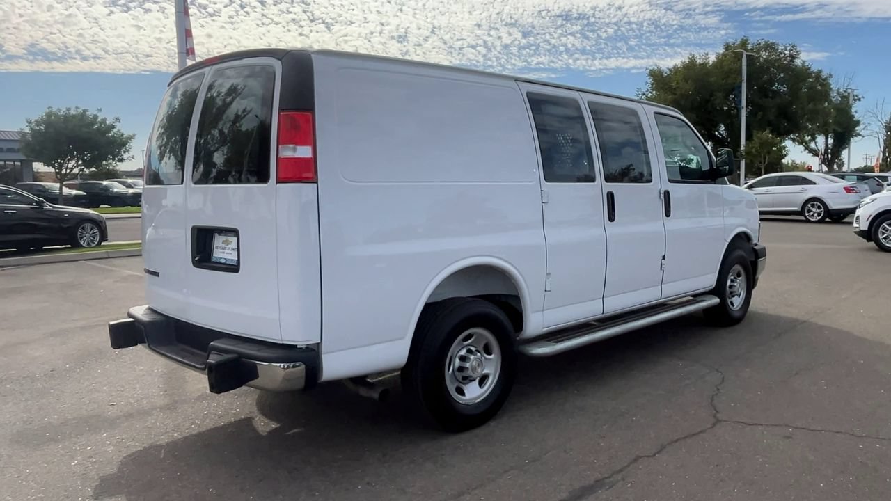 Used 2025 Chevrolet Express 2500 w/ Driver Convenience Package RWD image 7