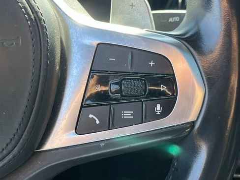 Used 2020 BMW 330i Sedan w/ M Sport Package RWD image 16