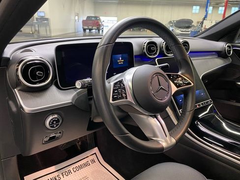 Used 2025 Mercedes-Benz C 300 Sedan image 31