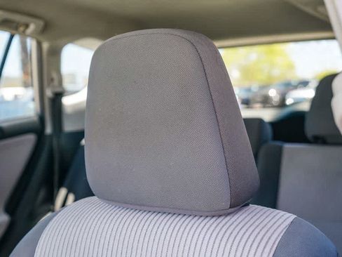 Used 2014 Toyota RAV4 LE FWD image 24