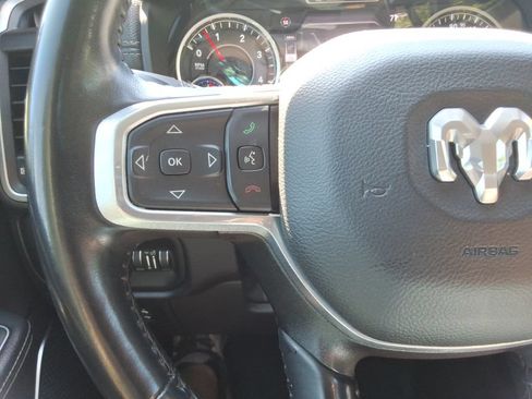Used 2022 RAM 1500 Laramie AWD/4WD image 27
