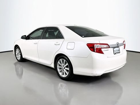 Used 2014 Toyota Camry XLE image 5