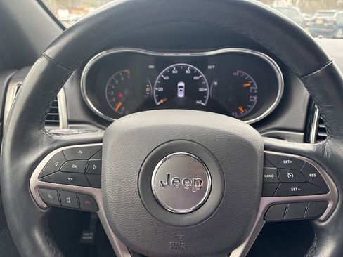 Used 2020 Jeep Grand Cherokee Altitude image 10