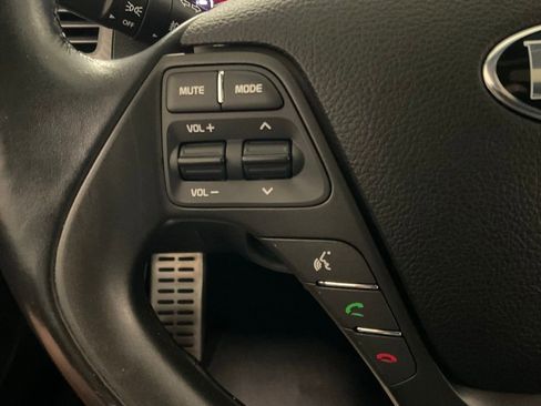 Used 2016 Kia Forte SX w/ SX Premium Technology Package FWD image 13