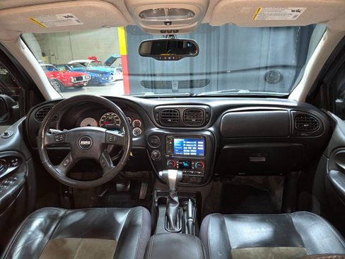 Used 2007 Chevrolet TrailBlazer SS image 12
