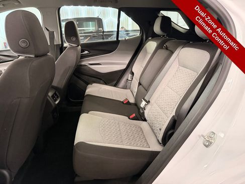 Used 2023 Chevrolet Equinox LT w/ Driver Convenience Package image 27