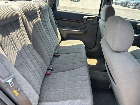 Used 2003 Chevrolet Impala FWD image 17