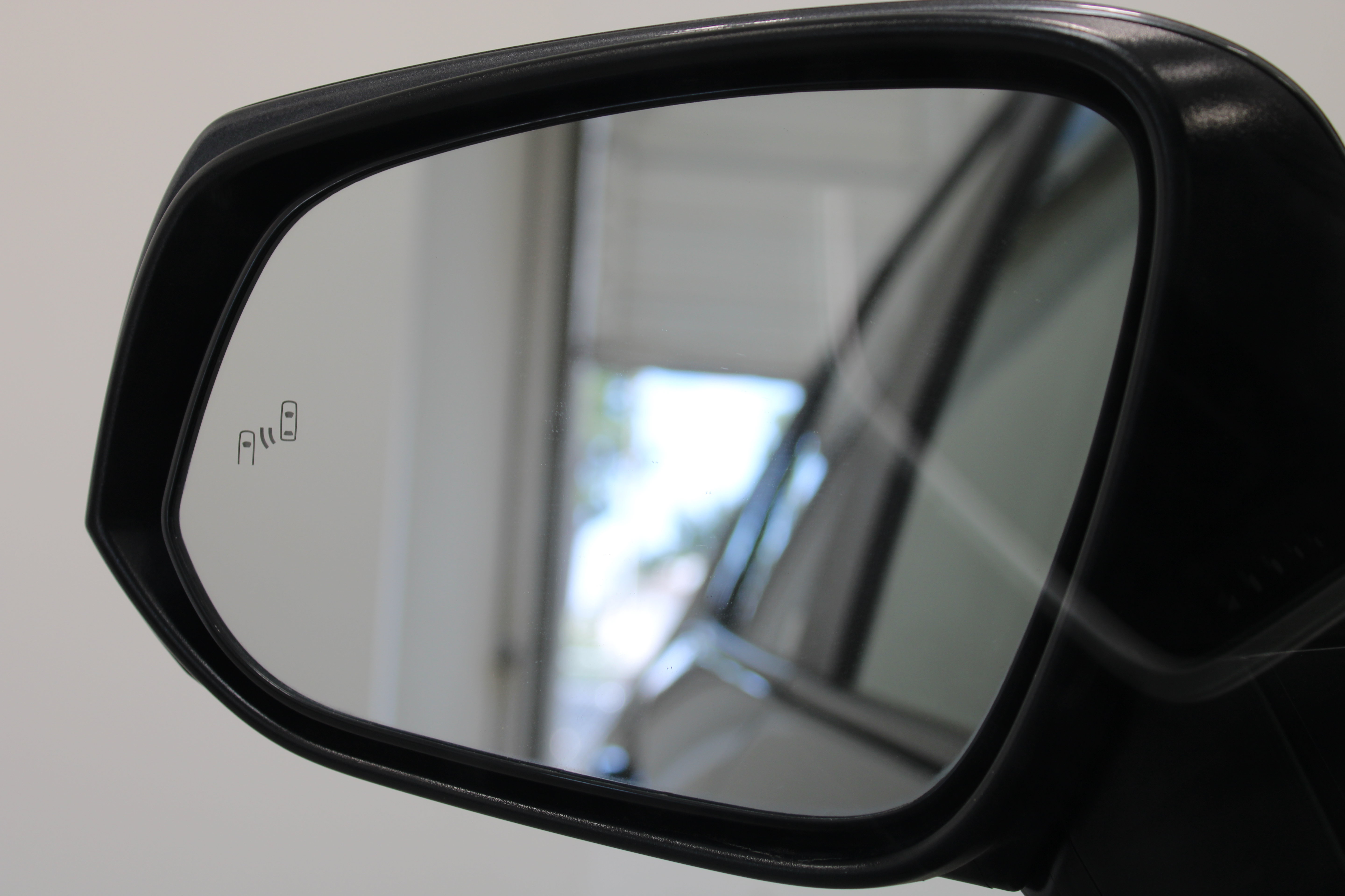Used 2025 Toyota RAV4 XLE FWD image 22