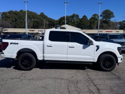 Used 2025 Ford F150 XLT w/ Equipment Group 302A MID image 4