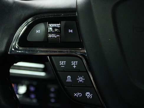 Used 2024 Lincoln Navigator Reserve w/ Equipment Group 201A image 20