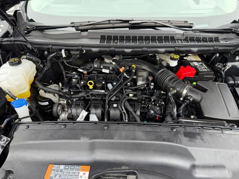 Certified 2024 Ford Edge SEL w/ Convenience Package image 11