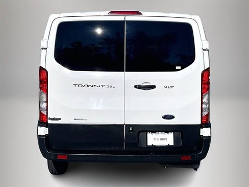Used 2023 Ford Transit 350 XLT image 7