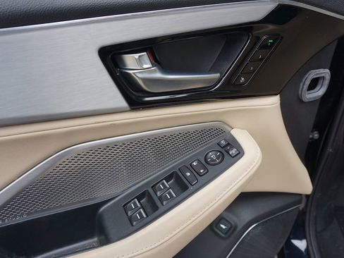 Used 2024 Acura MDX FWD w/ Technology Package image 4