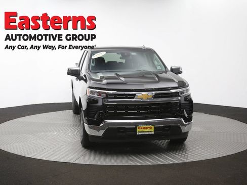 Used 2025 Chevrolet Silverado 1500 LT AWD/4WD image 53