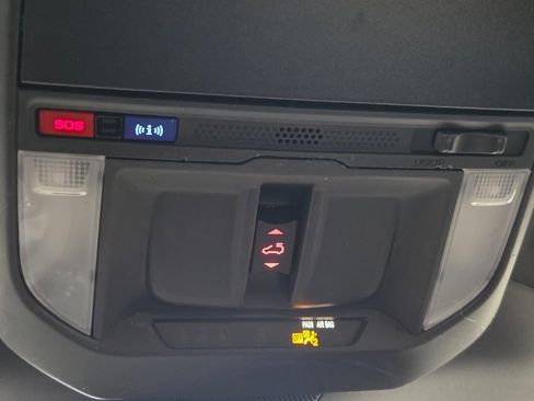 Used 2025 Subaru Forester Touring w/ Popular Package - Touring image 26