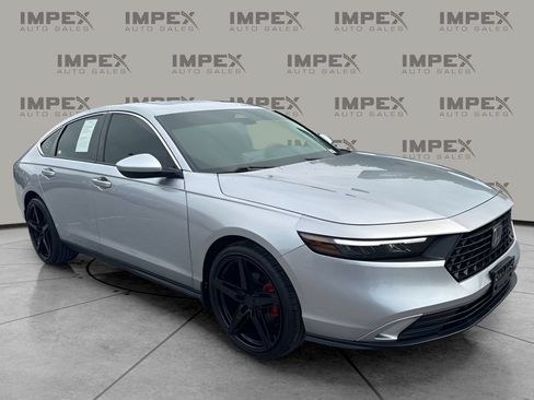Used 2024 Honda Accord EX image 4