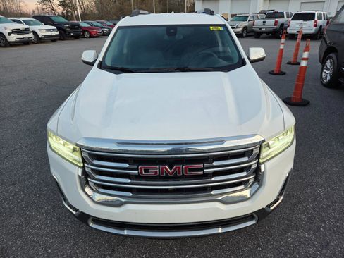 Used 2023 GMC Acadia SLE w/ Driver Convenience Package image 2