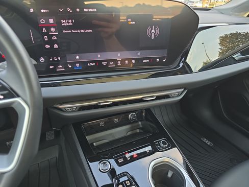 Certified 2026 Audi A6 Premium Plus w/ Premium Plus Package AWD/4WD image 20