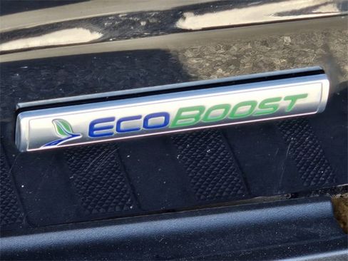 Certified 2022 Ford F150 XLT w/ Equipment Group 302A High image 16